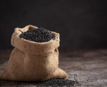 black-sesame-sack-dark-background_1150-45232